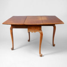 Queen Anne Drop Leaf Dining Table